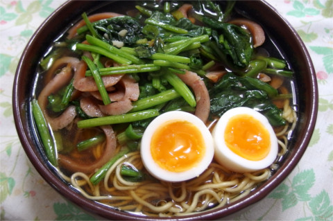 春をイメージした醤油ラーメン